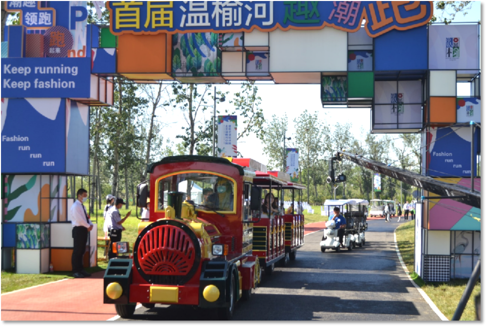 天津博瑞特为北京温榆河湿地公园项目客户提供轮式观光小火车