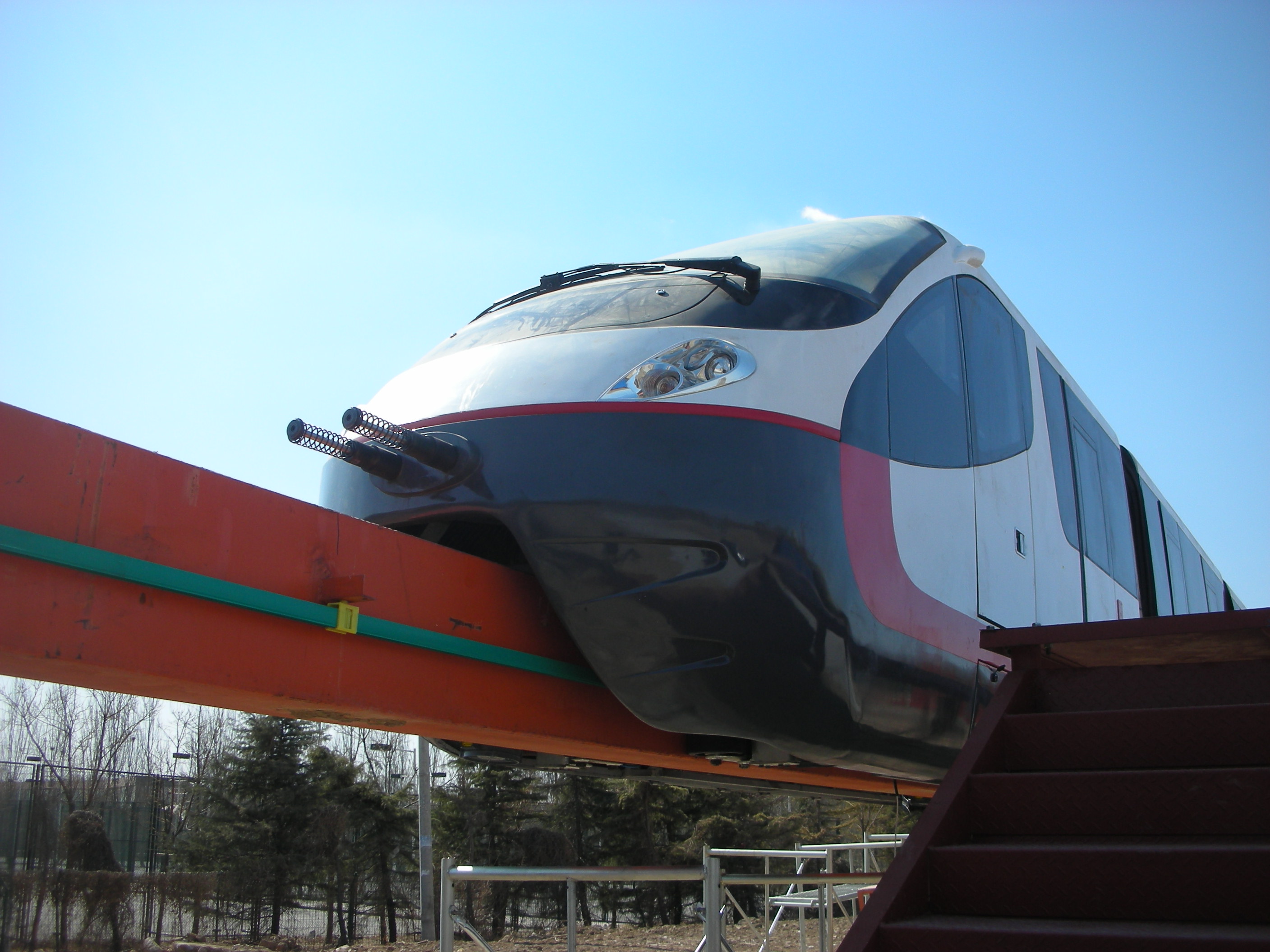 高空观光小火车：一场新奇的冒险之旅