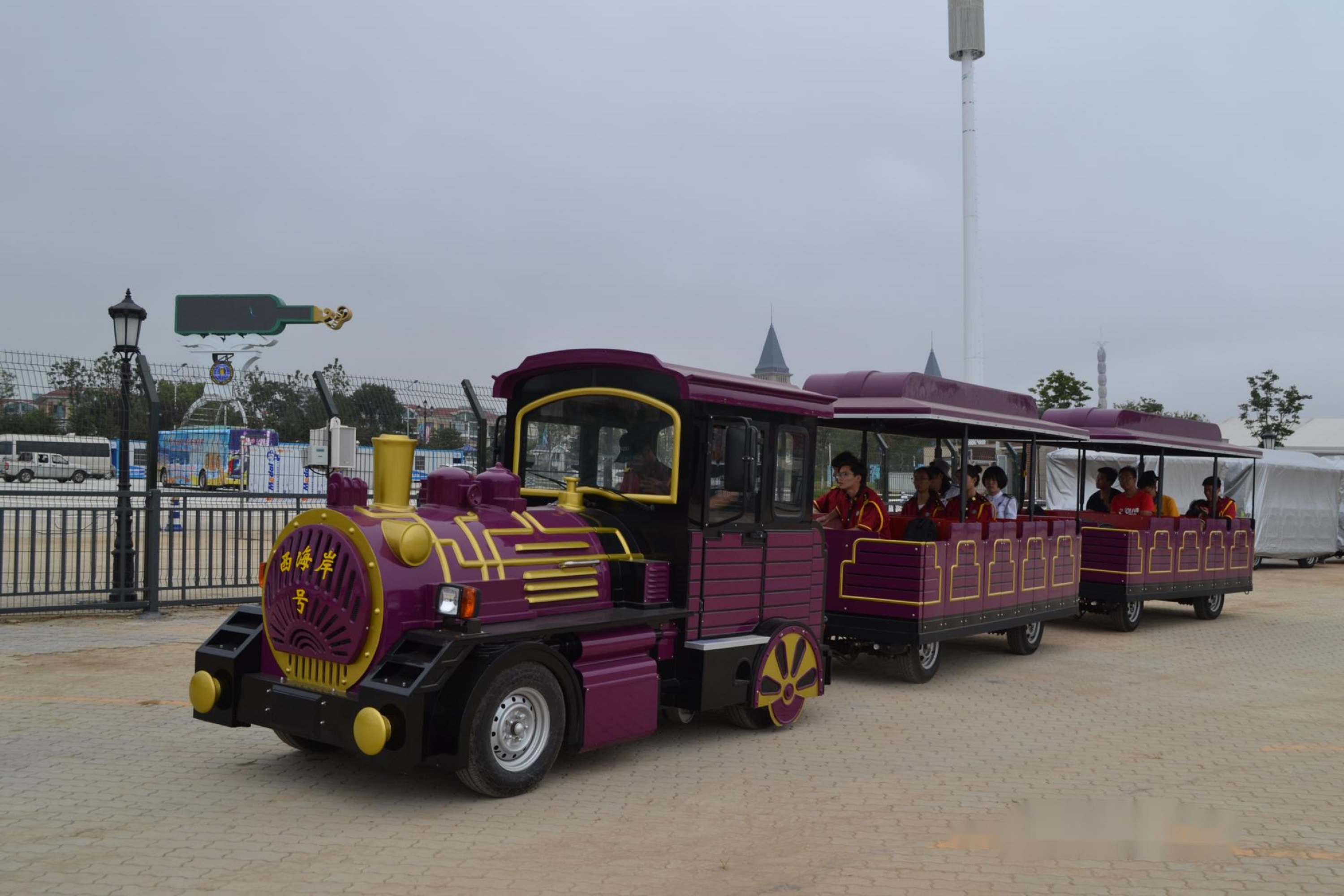 轮式观光小火车厂家选择指南：专业制造与品质保障