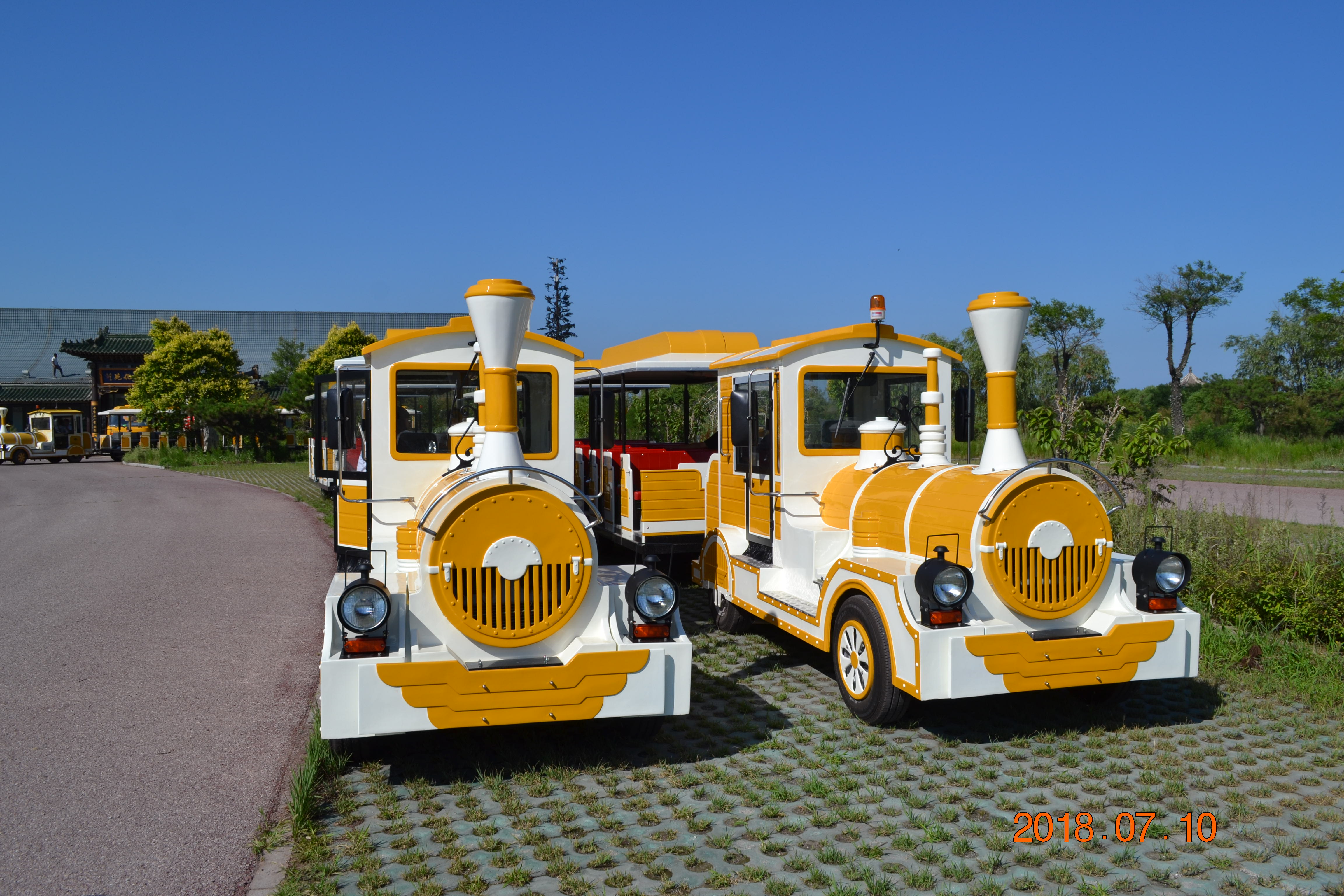 环保新能源小火车