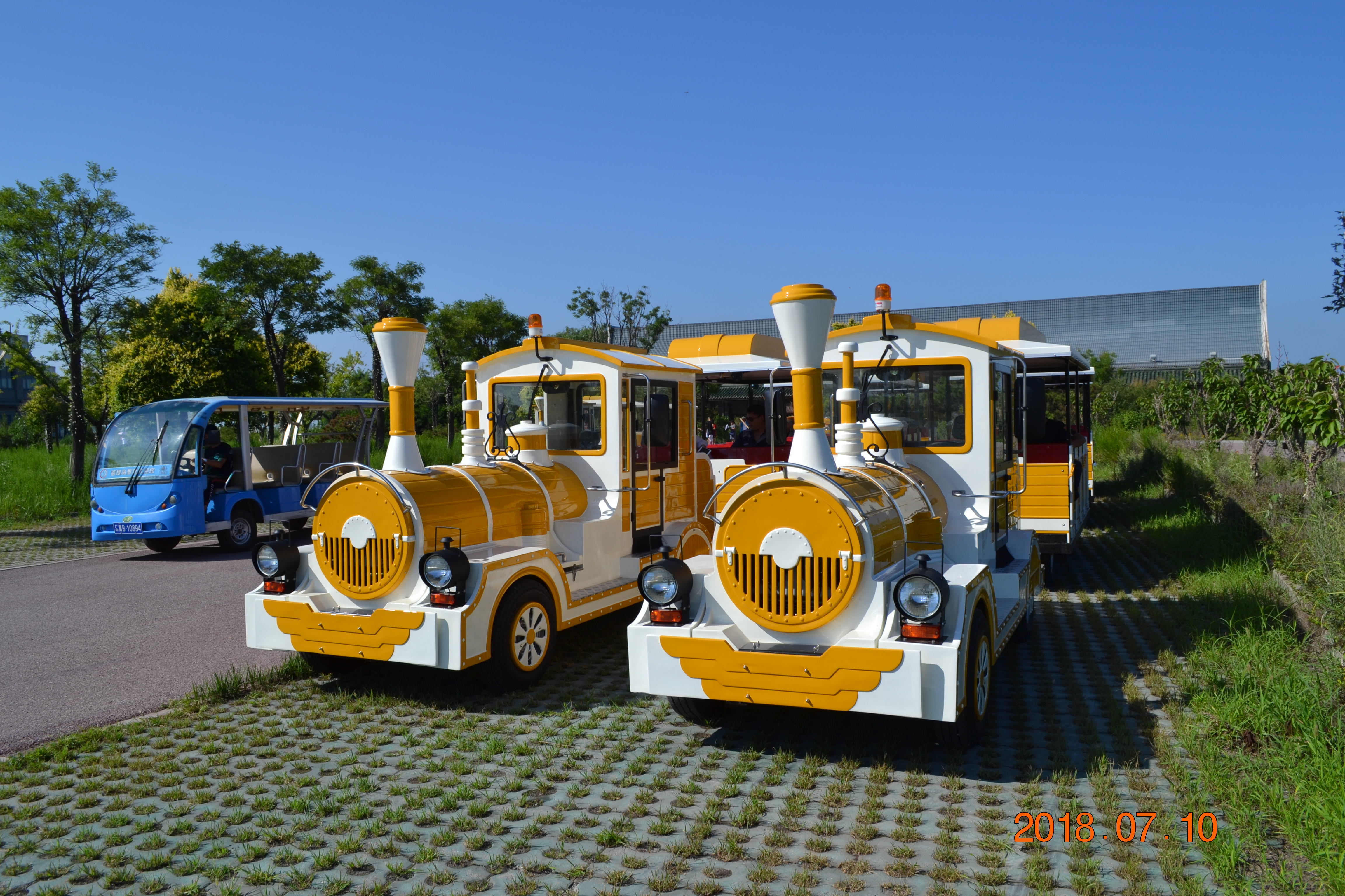 环保新能源小火车